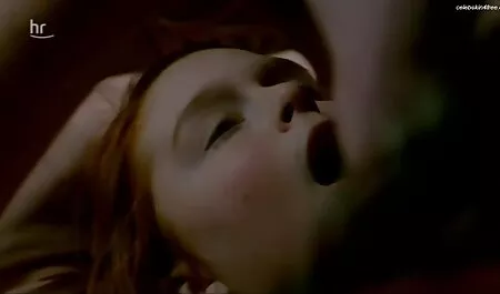 Super-modello con un pene. nonna sex