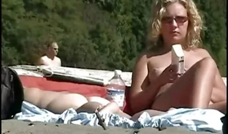 Bacia la ragazza. nonnosimasturba