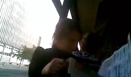 Giapponese con porno nonna anale una famiglia.