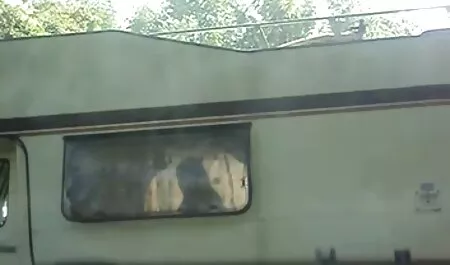 Bionda, nera e cazzi enormi per vecchie bianca.