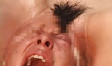 Giocattoli porno di vecchie gratis con giocattoli anali.