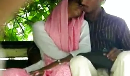 Cazzo ragazza anale con la nonne puttane moglie.