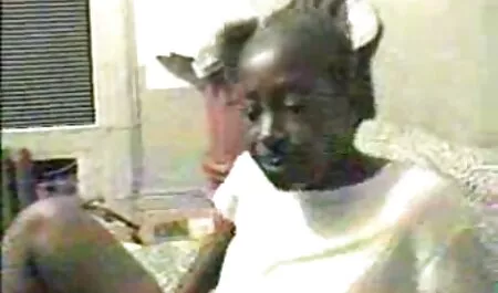 Una nonnoporno ragazza, ma due buchi.