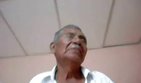Cazzo casuale. nonnina porno