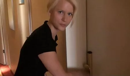 Bionda, Lingerie. porno xxx nonne