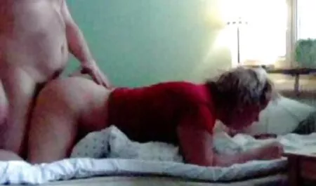 Nikki porno italiani nonne Fox Attaccare le dita nella vagina.