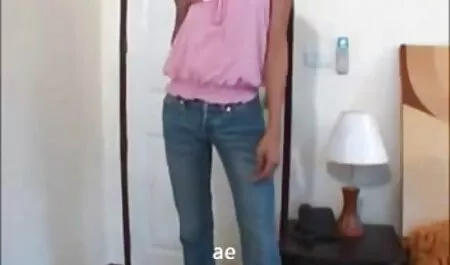 Vedere le sue tette e nonne troie porno gratis cazzo.