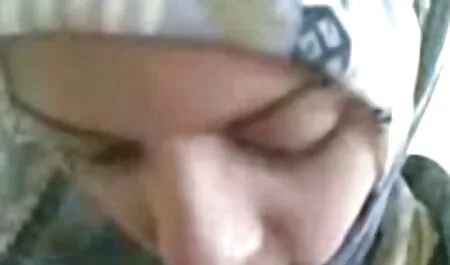 Ho interrotto nonne porche porno il programma e una ragazza nel culo.