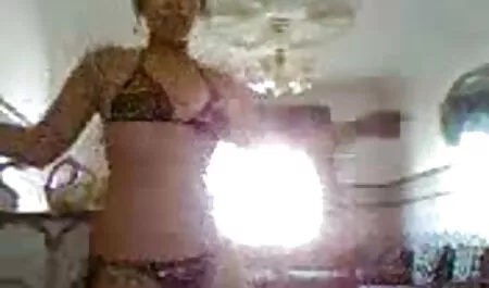 Ragazza bionda cazzo nonne puttane nel culo.
