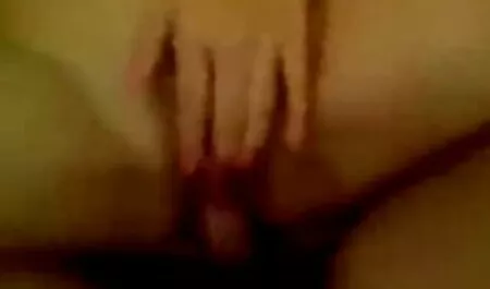 Un forte video porno nonne amatoriali shock.